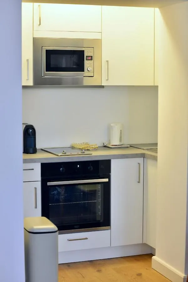 Vintage Apartment With Balcony And Parking II Wien